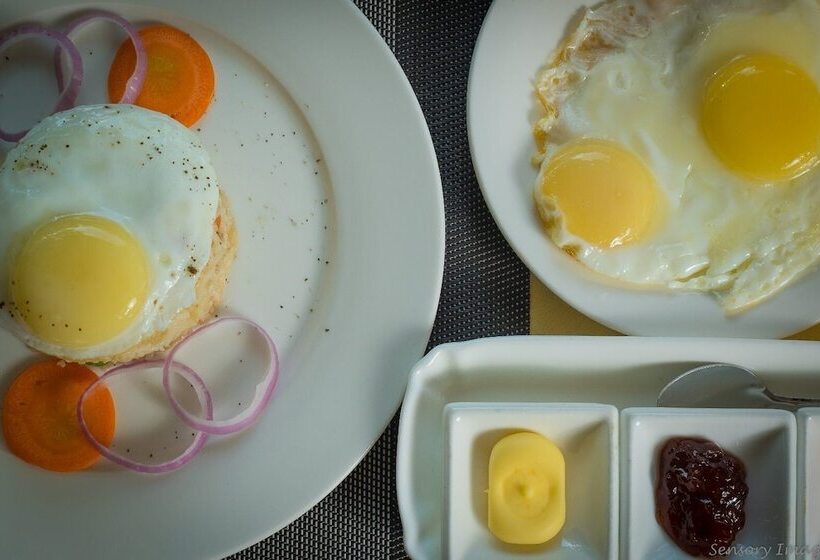 هتل Sky Lodge Ngapali