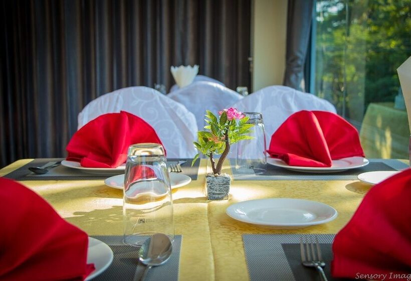 هتل Sky Lodge Ngapali