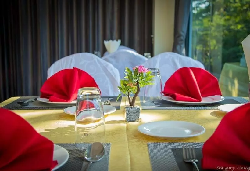 هتل Sky Lodge Ngapali