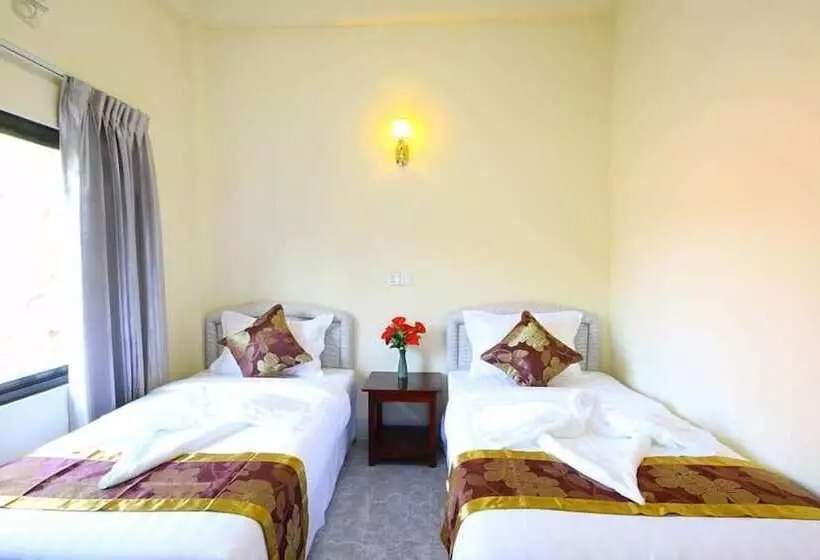 هتل Sky Lodge Ngapali