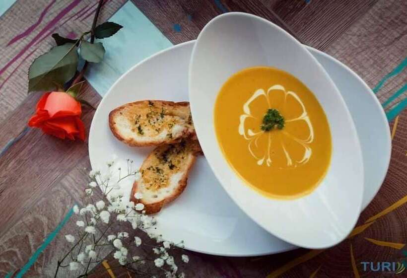 هتل Turi Staypoint