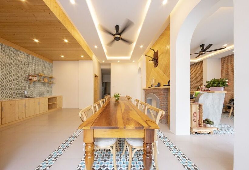 هتل Turi Staypoint