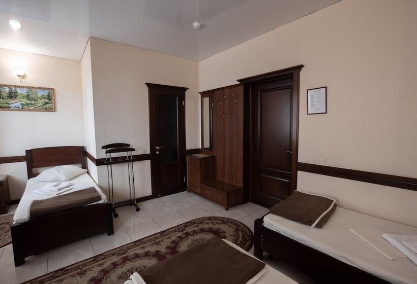 בית מלון כפרי Turist