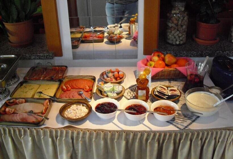 ホテル Und Restaurant Ka&ka