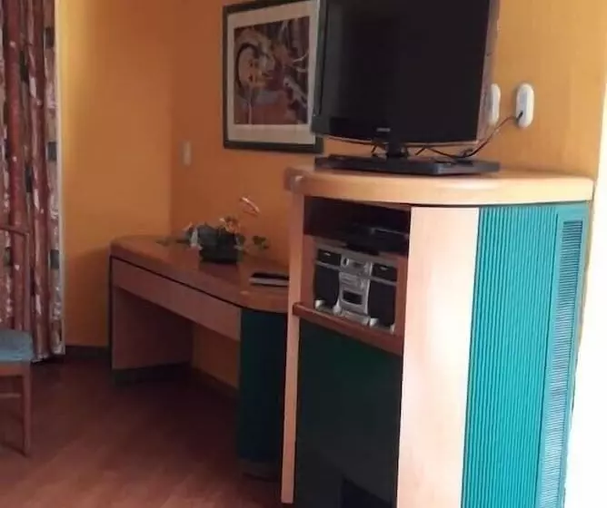 Hotelli Villas Los Sauces Metepec
