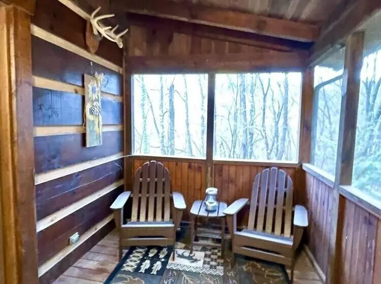 Leave The Stress Behind!  Private Hot Tub, Pet And Motorcycle Friendly, Let Peace And Nature Surroun