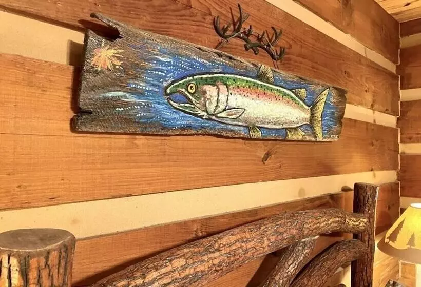 Leave The Stress Behind!  Private Hot Tub, Pet And Motorcycle Friendly, Let Peace And Nature Surroun