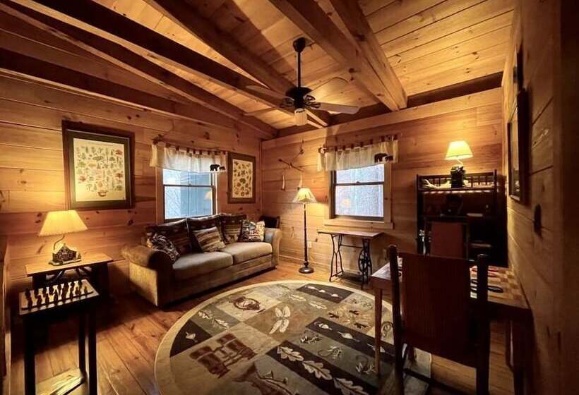 Leave The Stress Behind! Private Hot Tub, Pet And Motorcycle Friendly, Let Peace And Nature Surroun