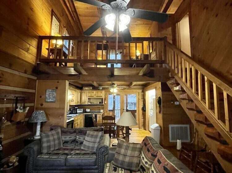 Leave The Stress Behind! Private Hot Tub, Pet And Motorcycle Friendly, Let Peace And Nature Surroun