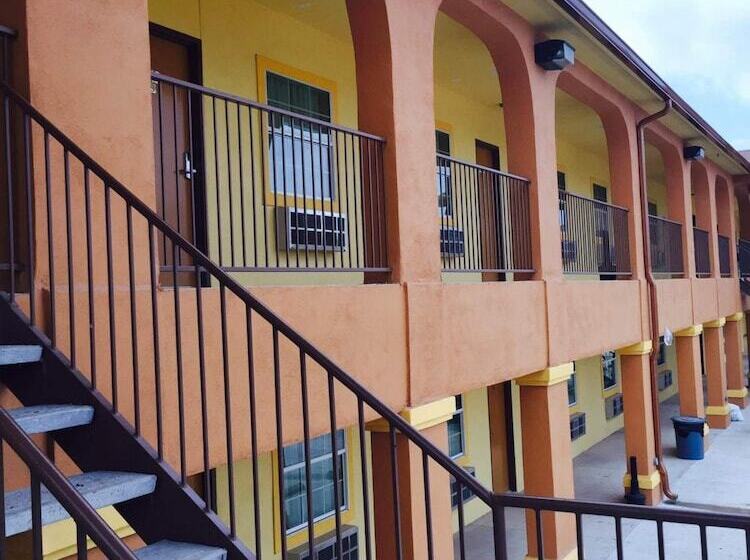 Motel Texan Inn And Suites Tilden