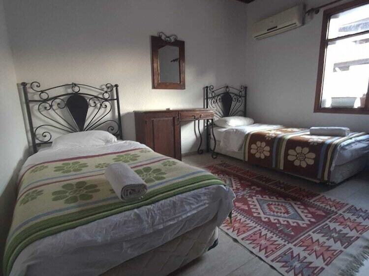 Пансион Begonville