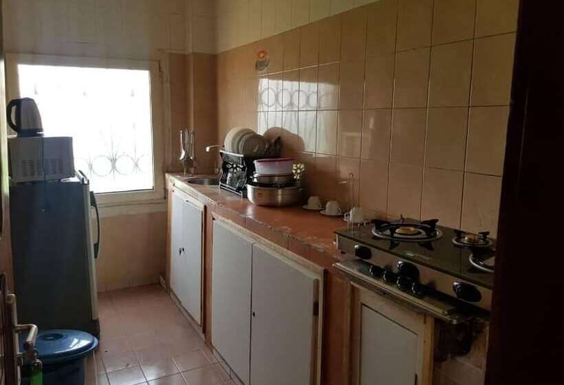 پانسیون Chez Medzo