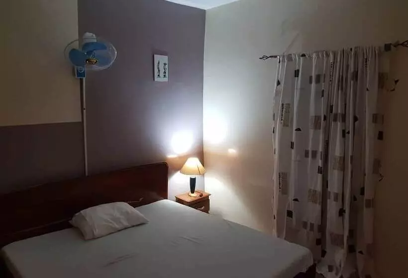پانسیون Chez Medzo