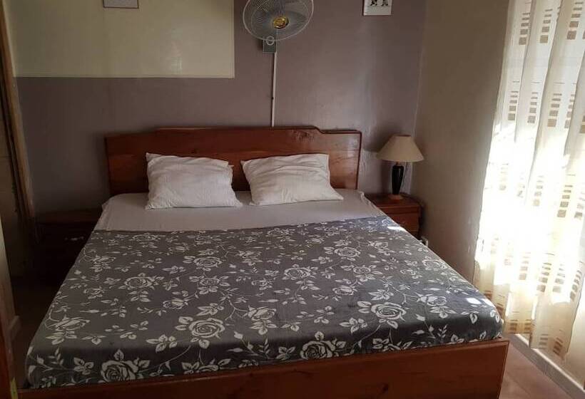 پانسیون Chez Medzo