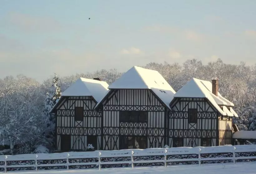 ペンション Le Pommier Doux, Maison D Hôte Du Domaine Du Château D Argeronne