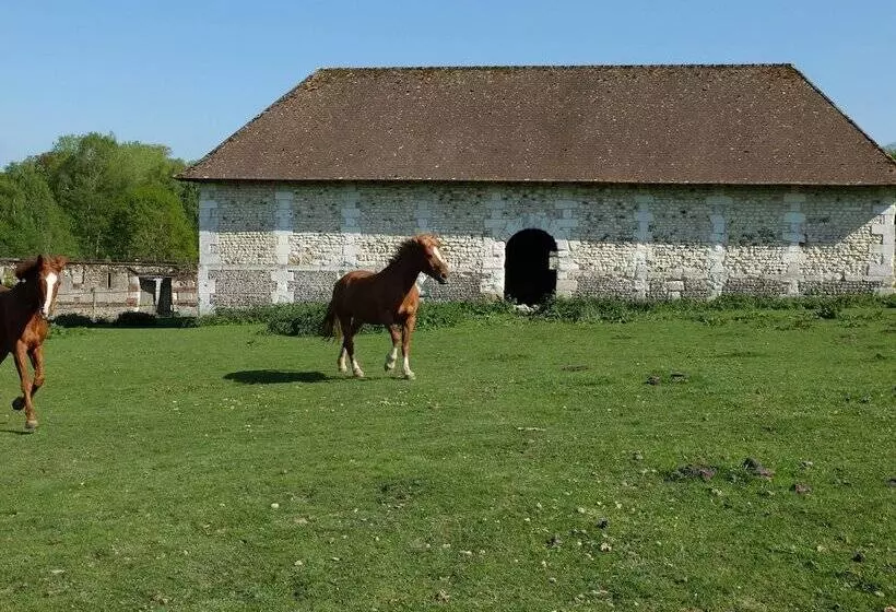 ペンション Le Pommier Doux, Maison D Hôte Du Domaine Du Château D Argeronne