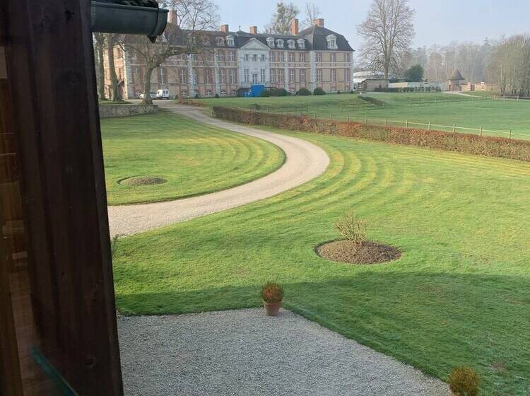 펜션 Le Pommier Doux, Maison D Hôte Du Domaine Du Château D Argeronne