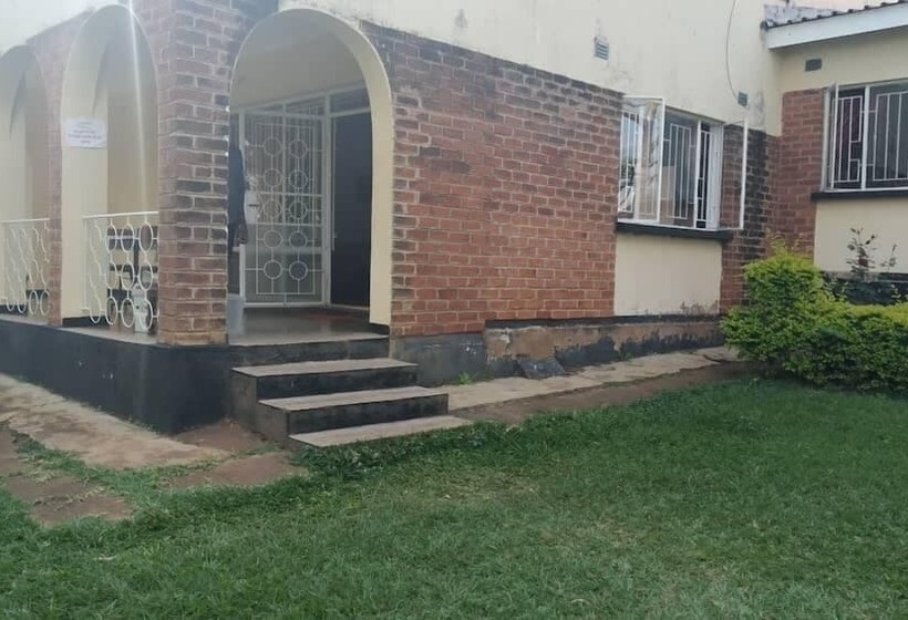 پانسیون Domino Lodge