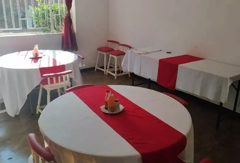 پانسیون Domino Lodge