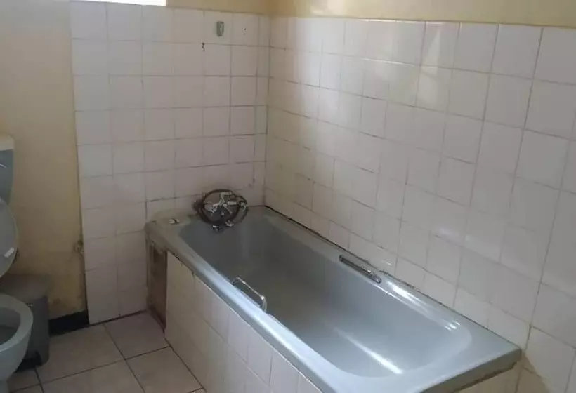 پانسیون Domino Lodge
