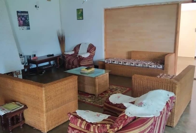 پانسیون Domino Lodge