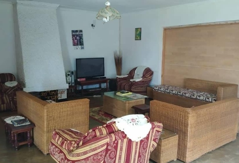 پانسیون Domino Lodge