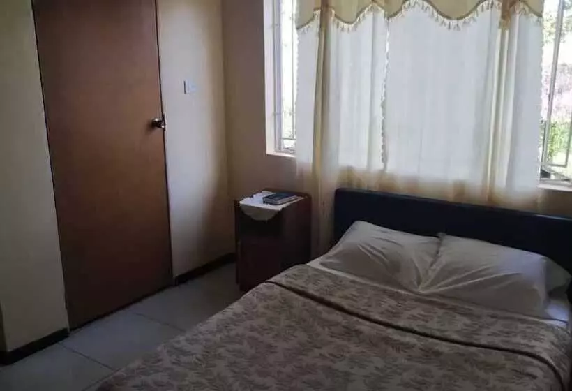 پانسیون Domino Lodge