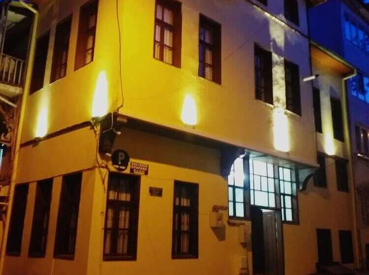 پانسیون Konak Suit Apart