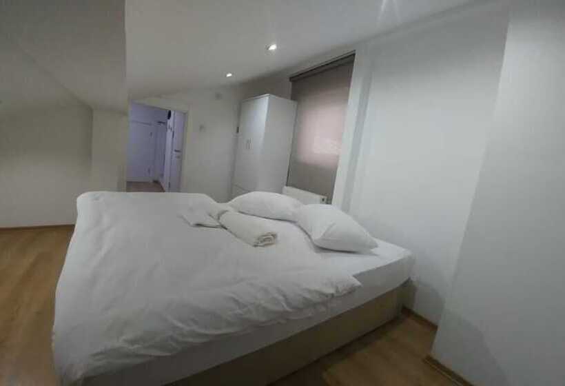 پانسیون Konak Suit Apart