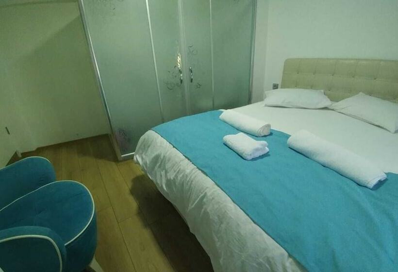 پانسیون Konak Suit Apart