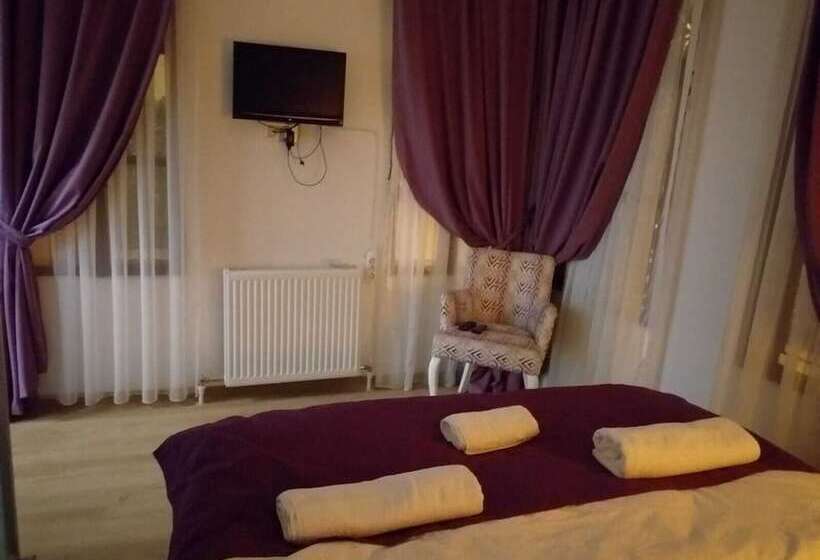 پانسیون Konak Suit Apart