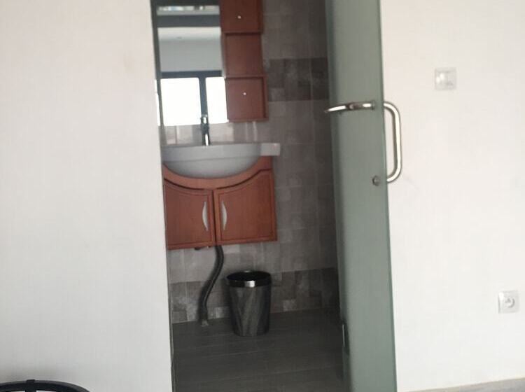 پانسیون Les Salysiens