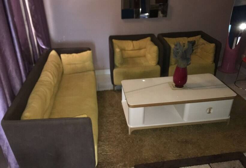 پانسیون Les Salysiens