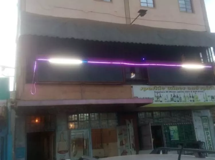 پانسیون Neebz Guest Rooms