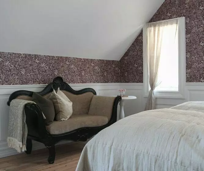 Majatalo Petrines Guesthouse