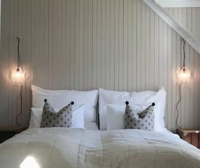 Majatalo Petrines Guesthouse