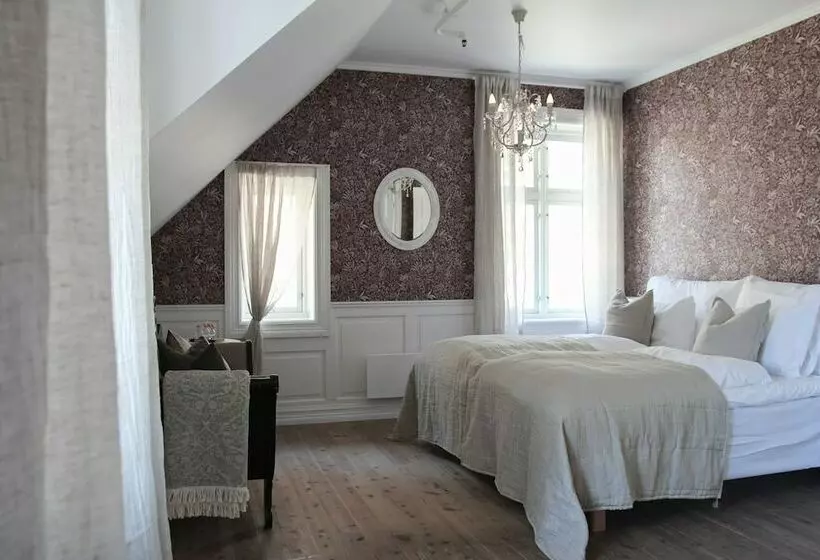 Majatalo Petrines Guesthouse