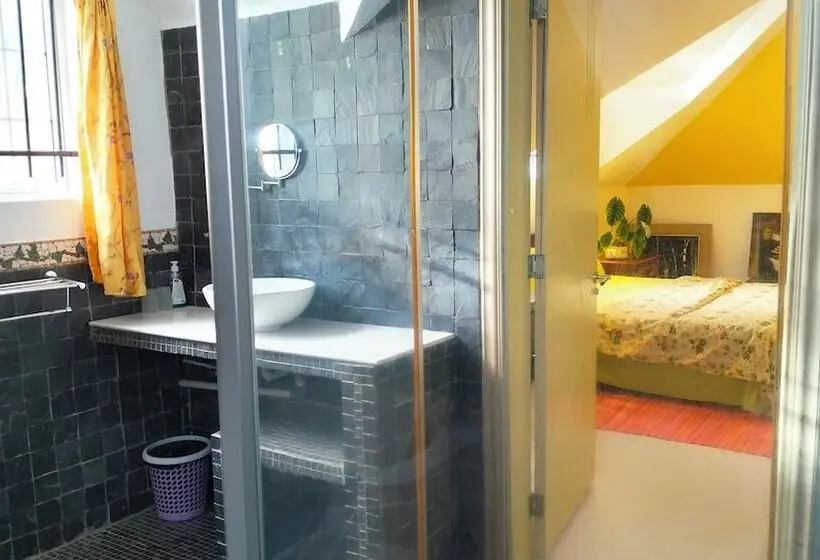 پانسیون St Exupéry Chambre D Hôtes