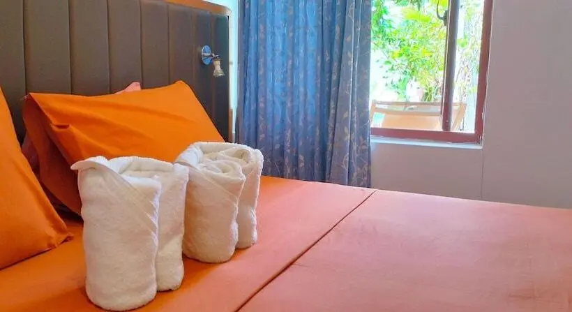 پانسیون St Exupéry Chambre D Hôtes