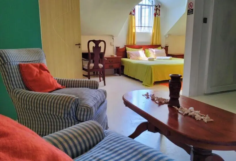 پانسیون St Exupéry Chambre D Hôtes