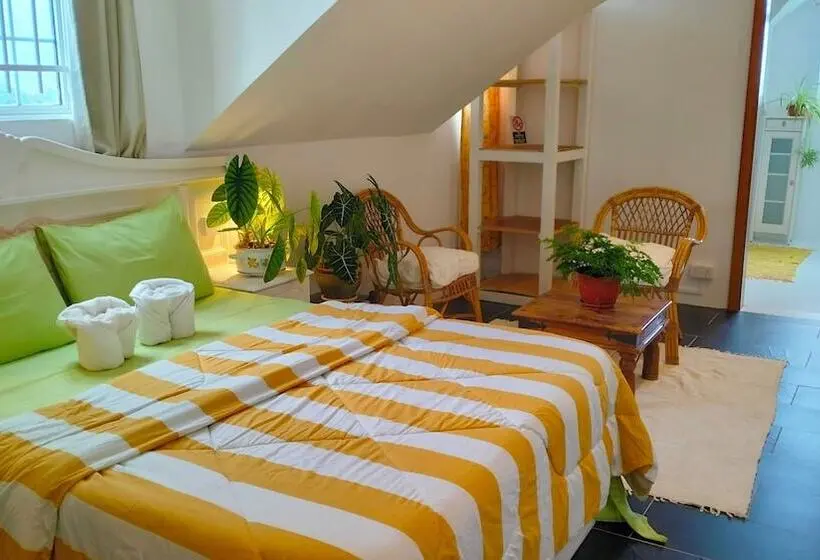 پانسیون St Exupéry Chambre D Hôtes
