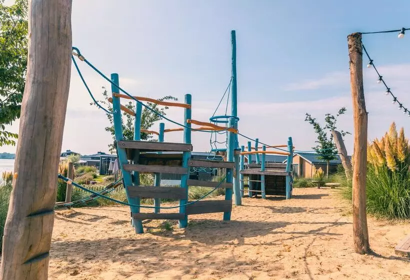 Lomakeskus Europarcs De Kraaijenbergse Plassen