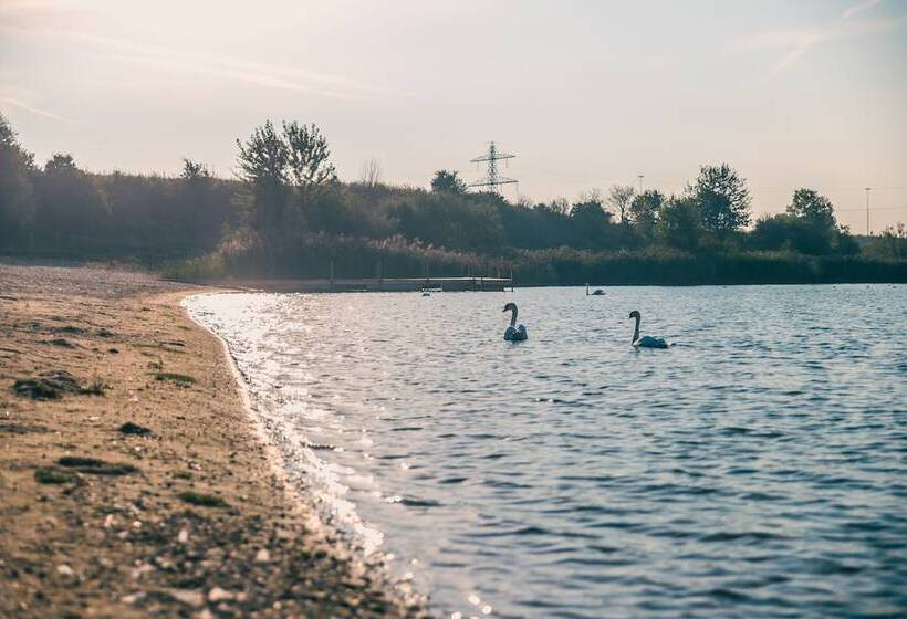 리조트 Europarcs De Kraaijenbergse Plassen