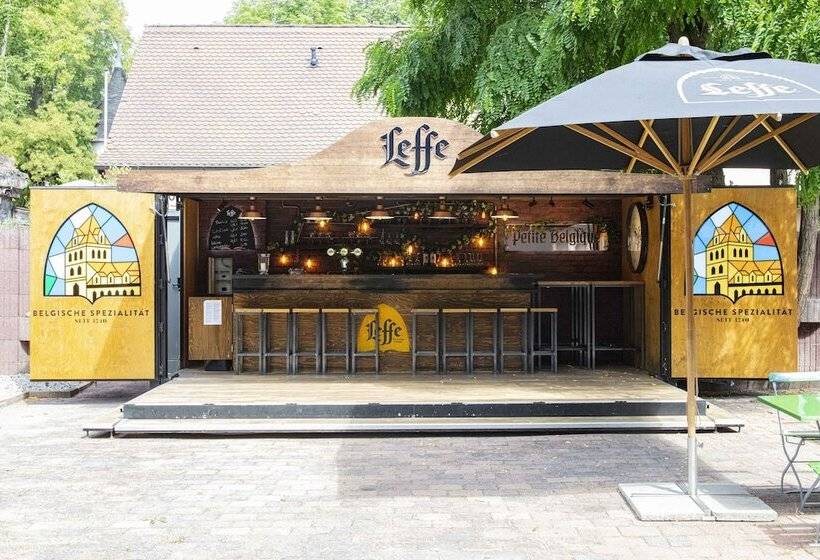 Sl Otel Im Parforcehaus