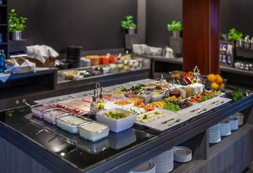 Sl Otel Im Parforcehaus