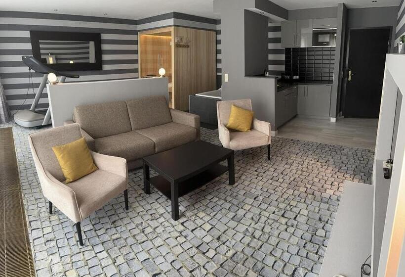 Sl Otel Im Parforcehaus