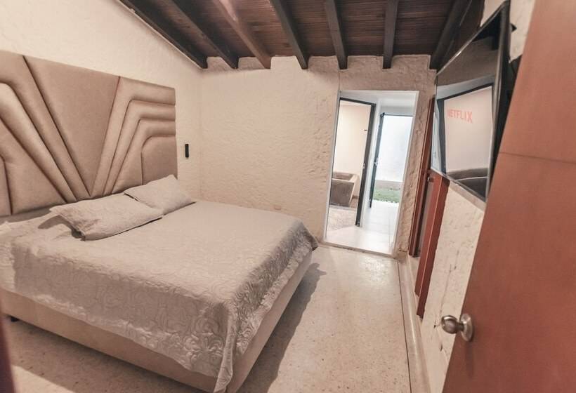 تختخواب و صبحانه Casa Lago Boutique