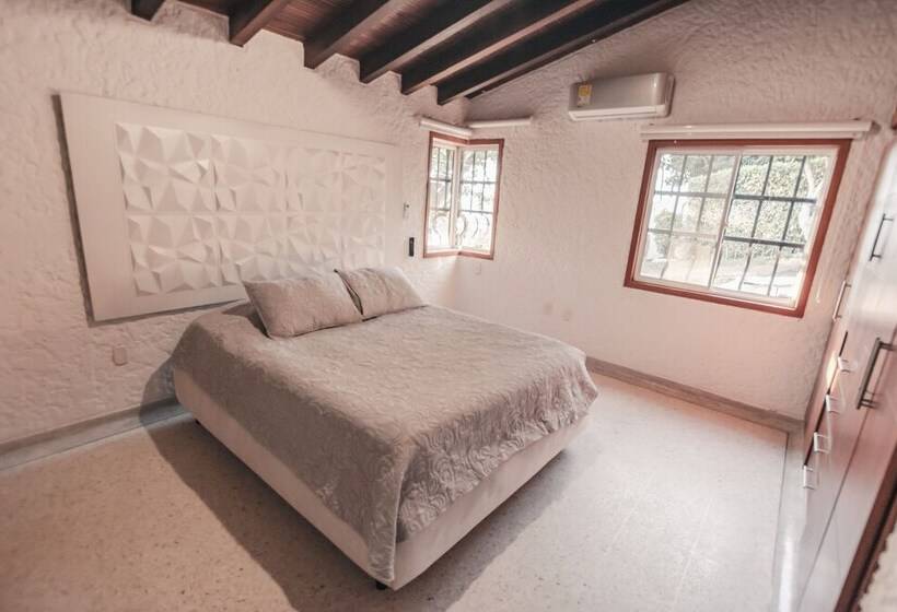 تختخواب و صبحانه Casa Lago Boutique