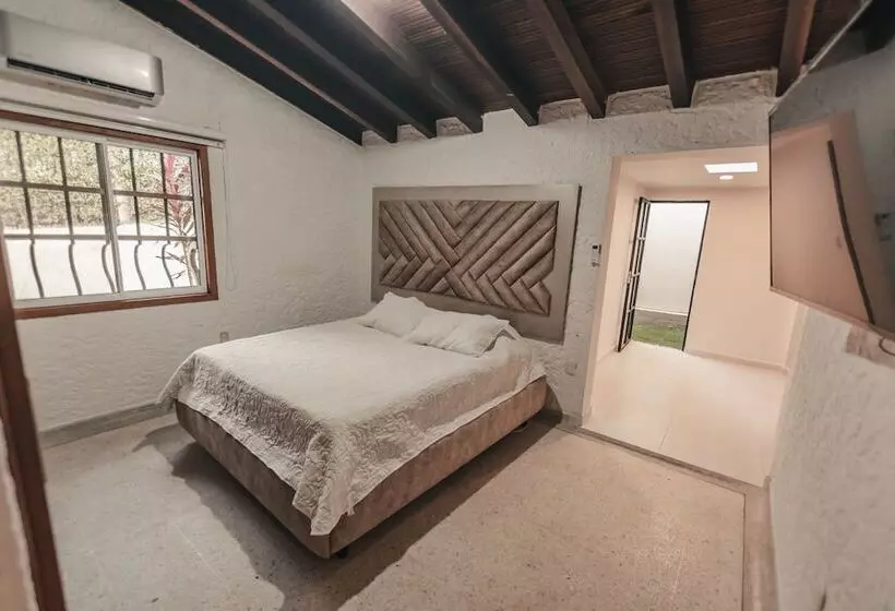 تختخواب و صبحانه Casa Lago Boutique