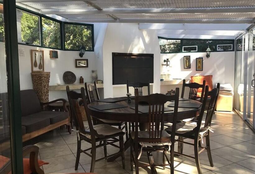 مبيت وإفطار Elephant S Eye Lodge